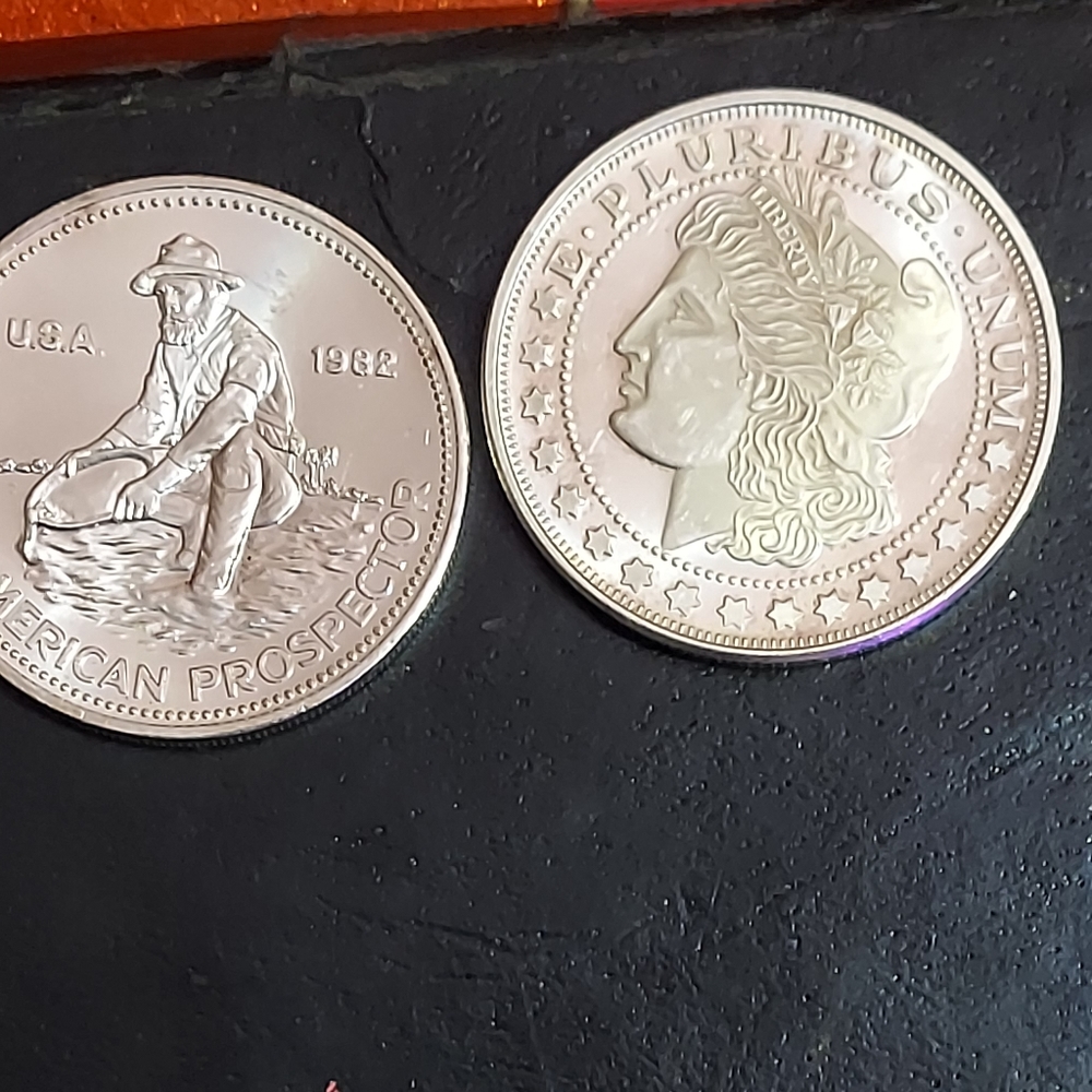 2 1 oz .999 silver coins.